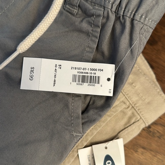 Set of Three NWT Old Navy Khaki 5T Pants - Picture 5 of 6
